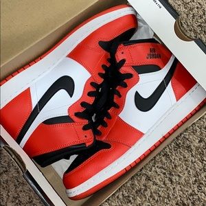 Air Jordan 1 High Rare Air Size 6.5Y